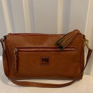NWOT Dooney & Bourke Classic Signature Cognac Leather Shoulder Bag